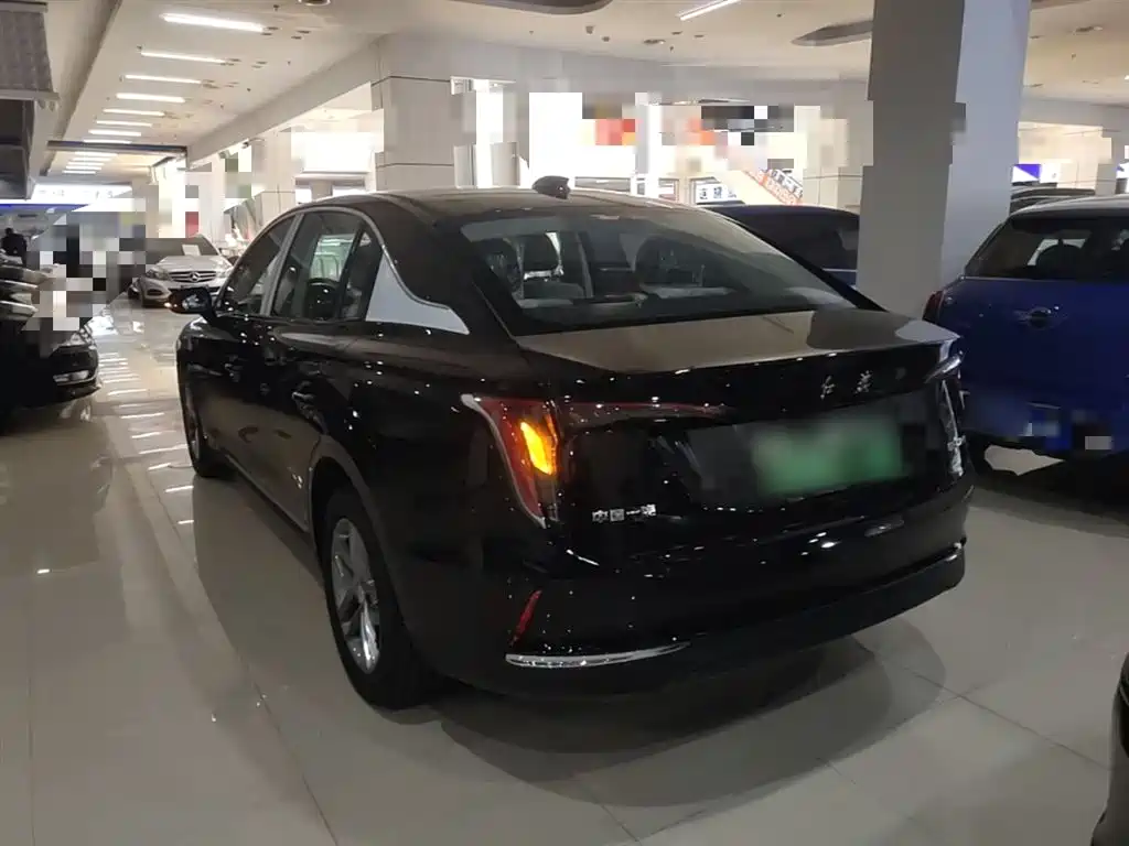 Hongqi E-QM5 2025 500km