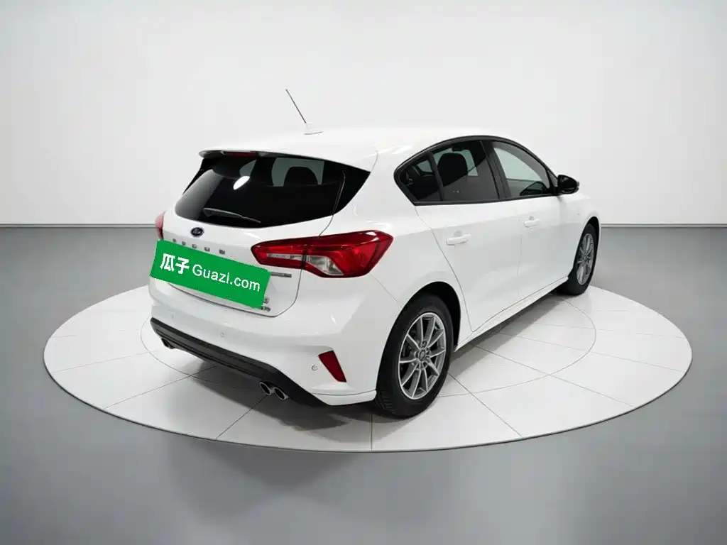 Ford Focus — миниатюра 6