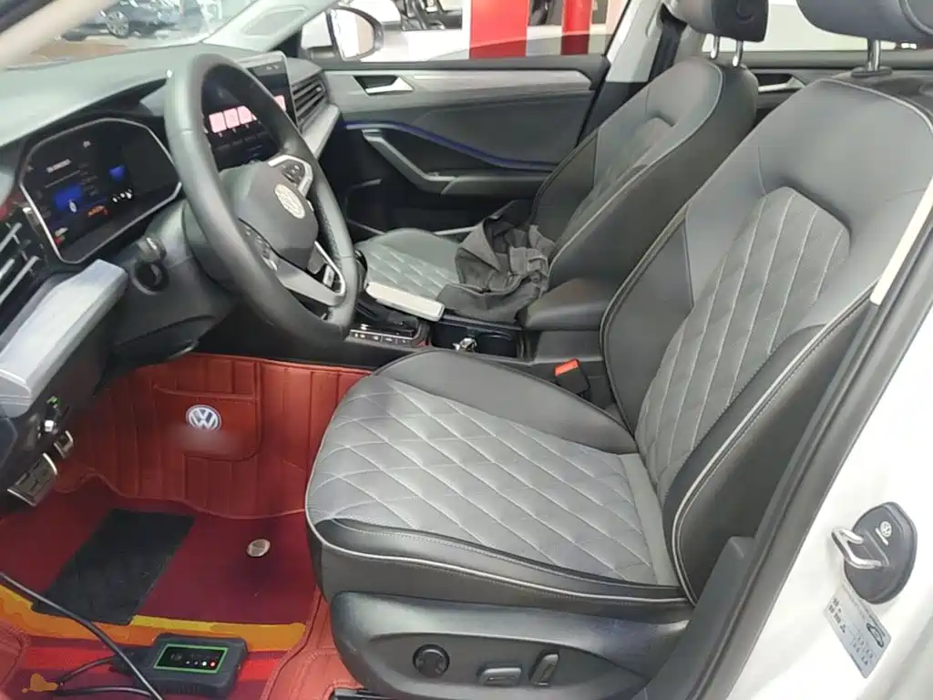 Volkswagen Sagitar — миниатюра 15