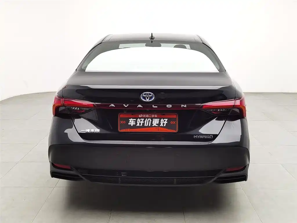 TOYOTA ASIAN DRAGON
