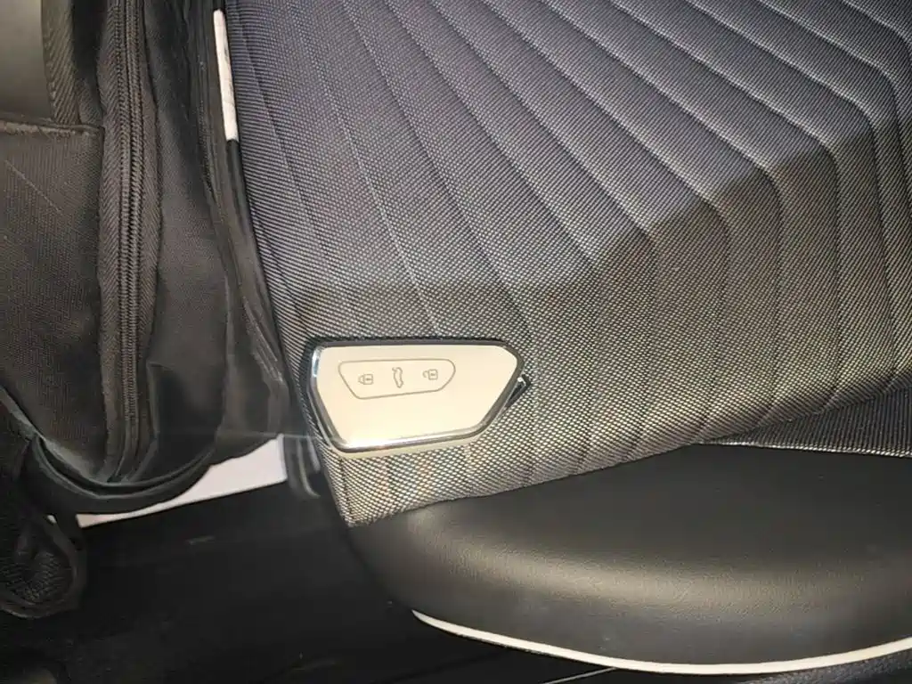 Volkswagen ID.3 — миниатюра 9