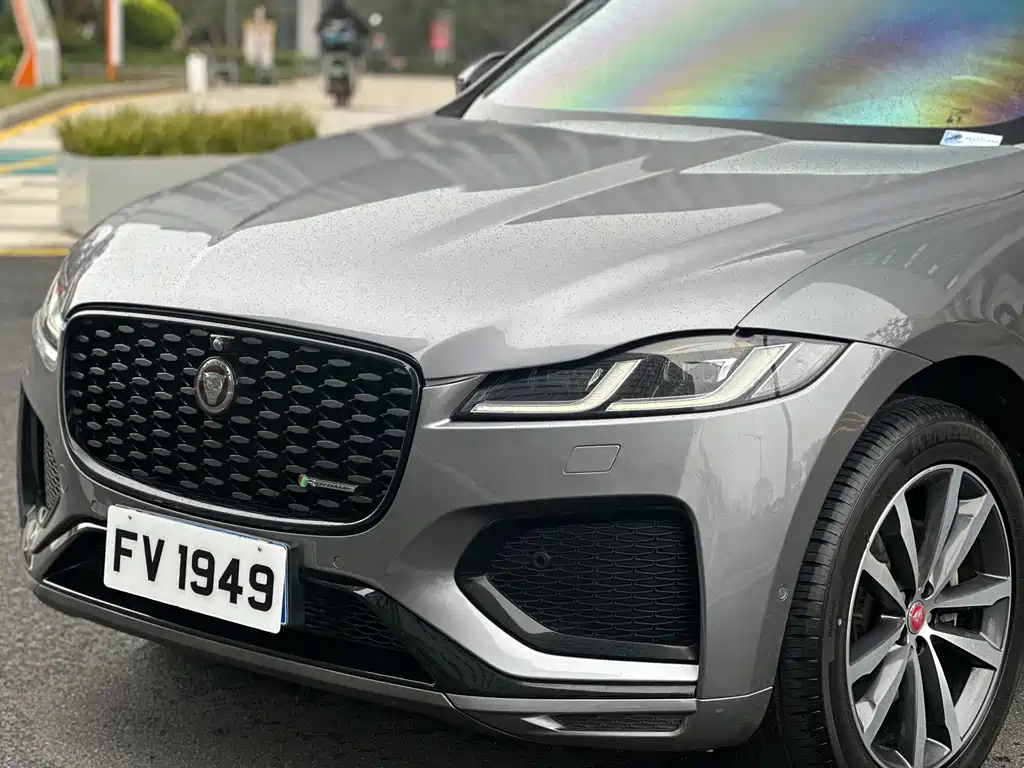 Jaguar F-PACE — миниатюра 34
