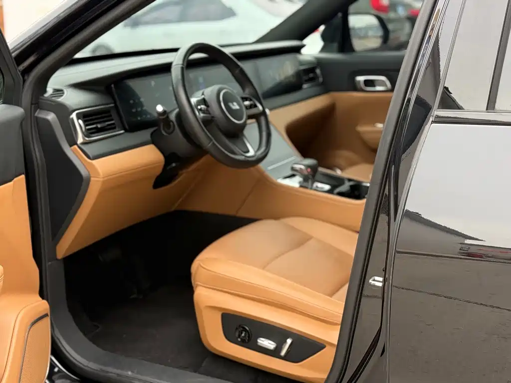 Li Auto Li ONE — миниатюра 4