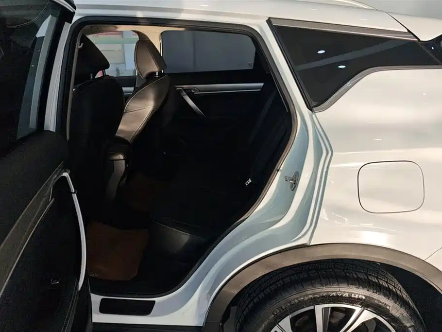 GEELY AUTOMOBILE BINYUE