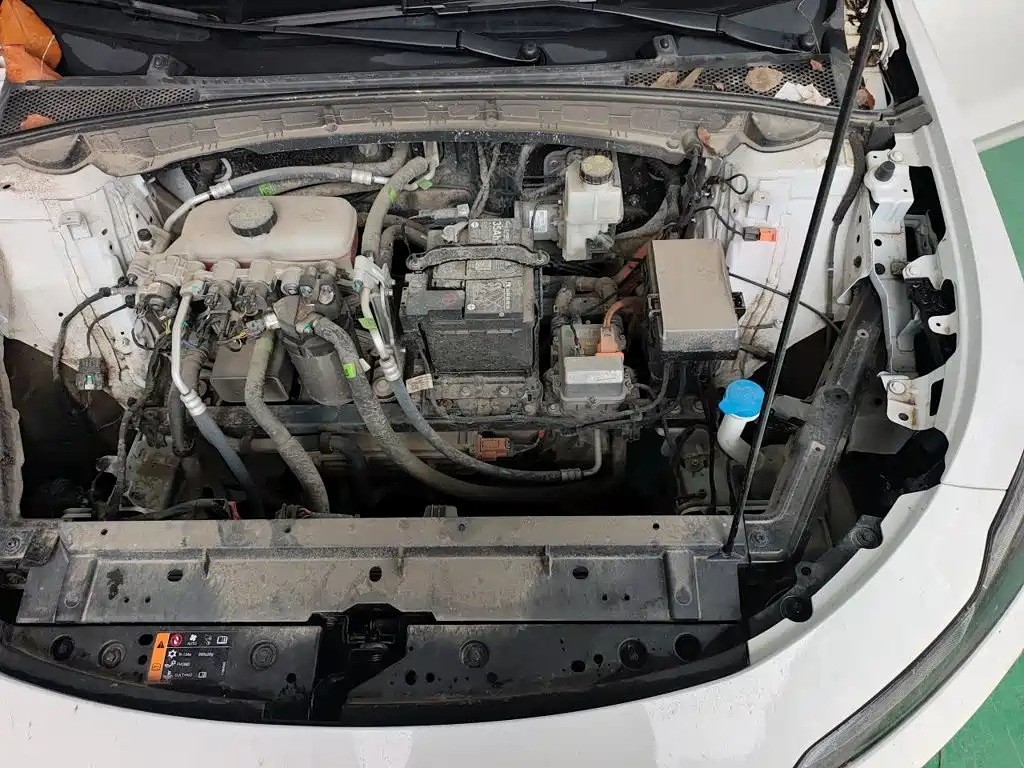 Roewe D6 — миниатюра 22