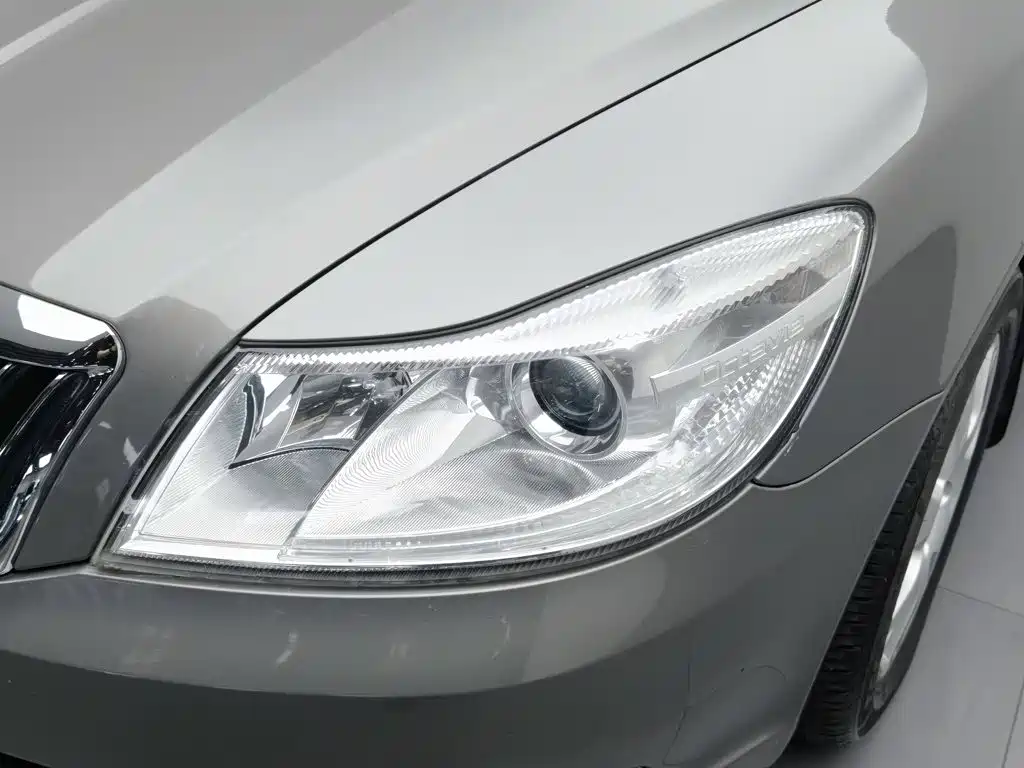 Skoda Octavia — миниатюра 7
