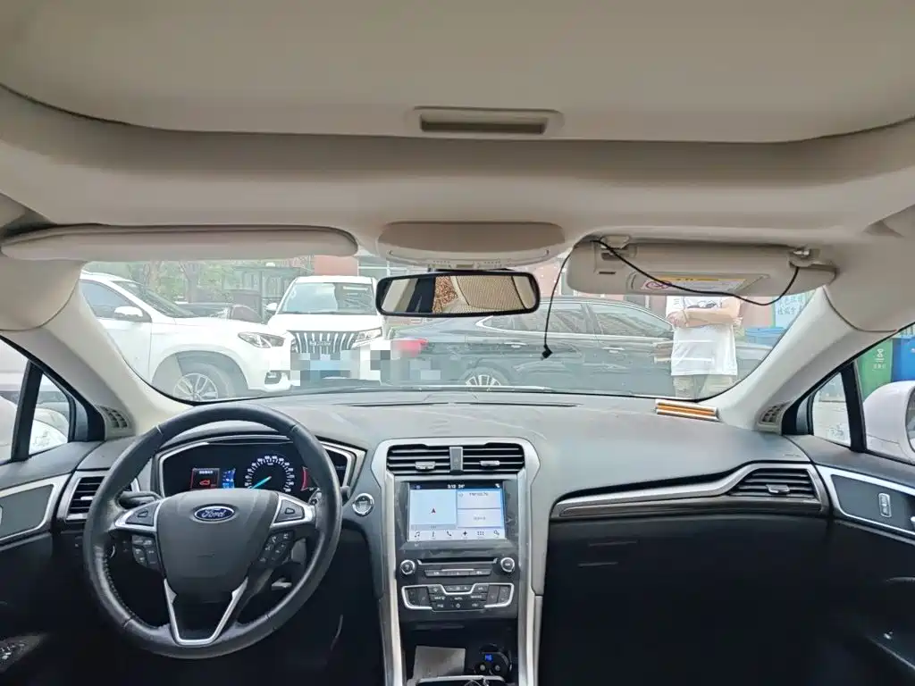 Ford Mondeo — миниатюра 14