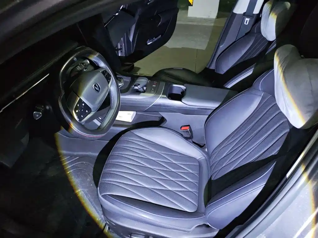 Changan Yida — миниатюра 8