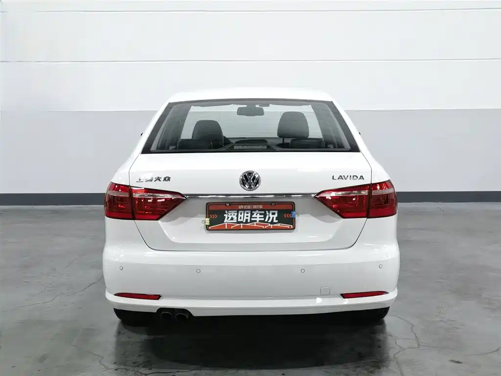 Volkswagen Lavida 2013 1.4TSI DSG Luxury