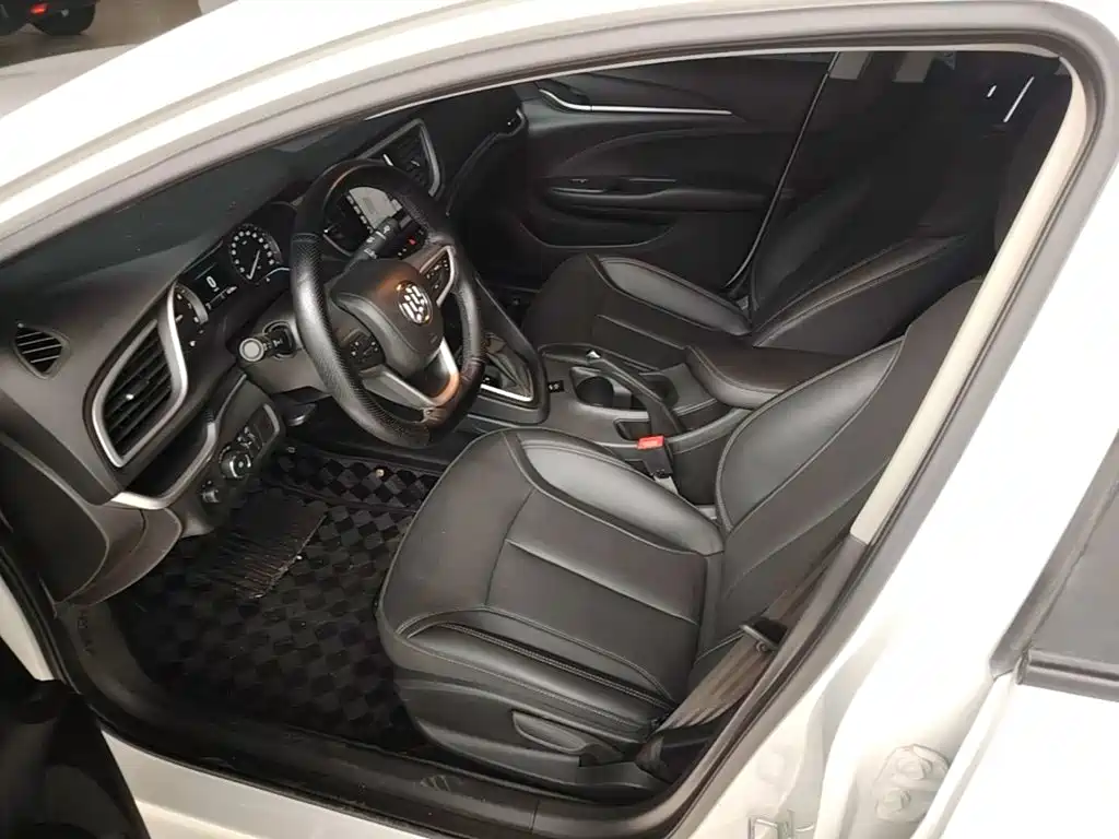 Buick Excelle — миниатюра 15