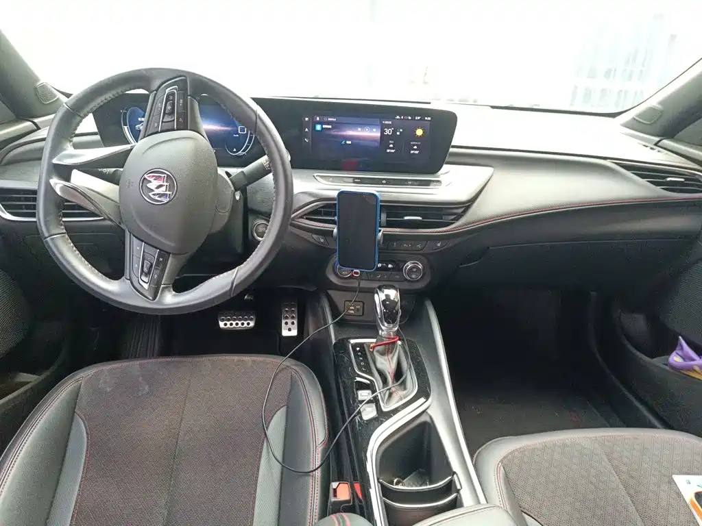 Buick Verano — миниатюра 10