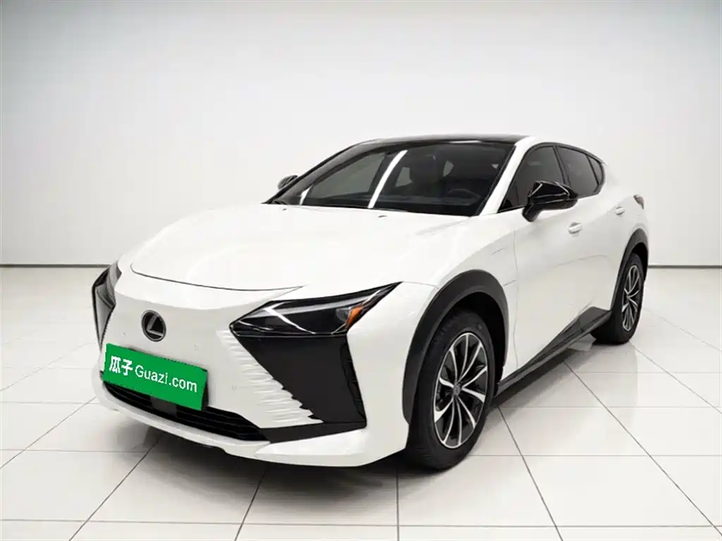 Lexus RZ 2023