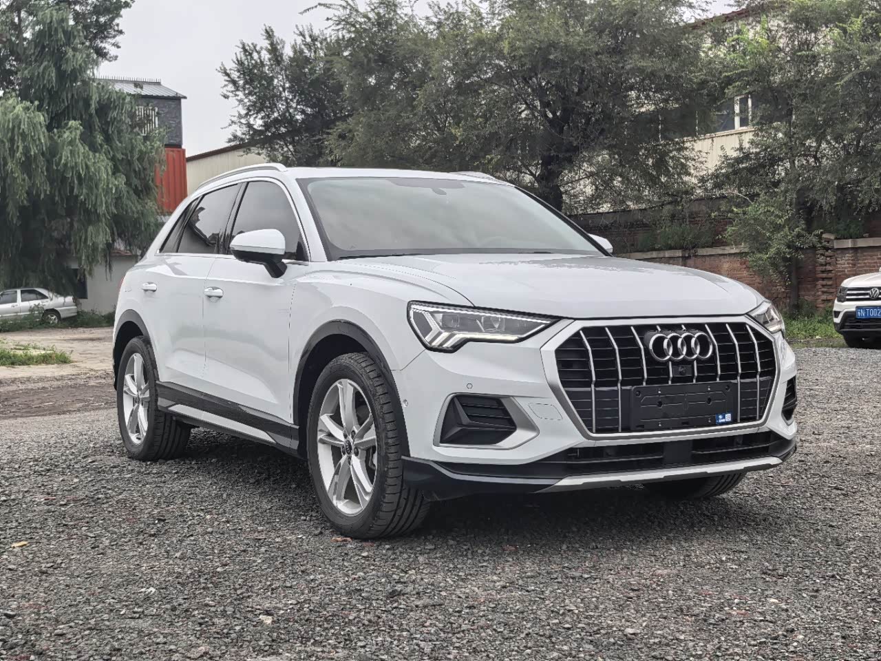 Audi Q3 1.4 л 2022 г. Белый, пробег 7000 км