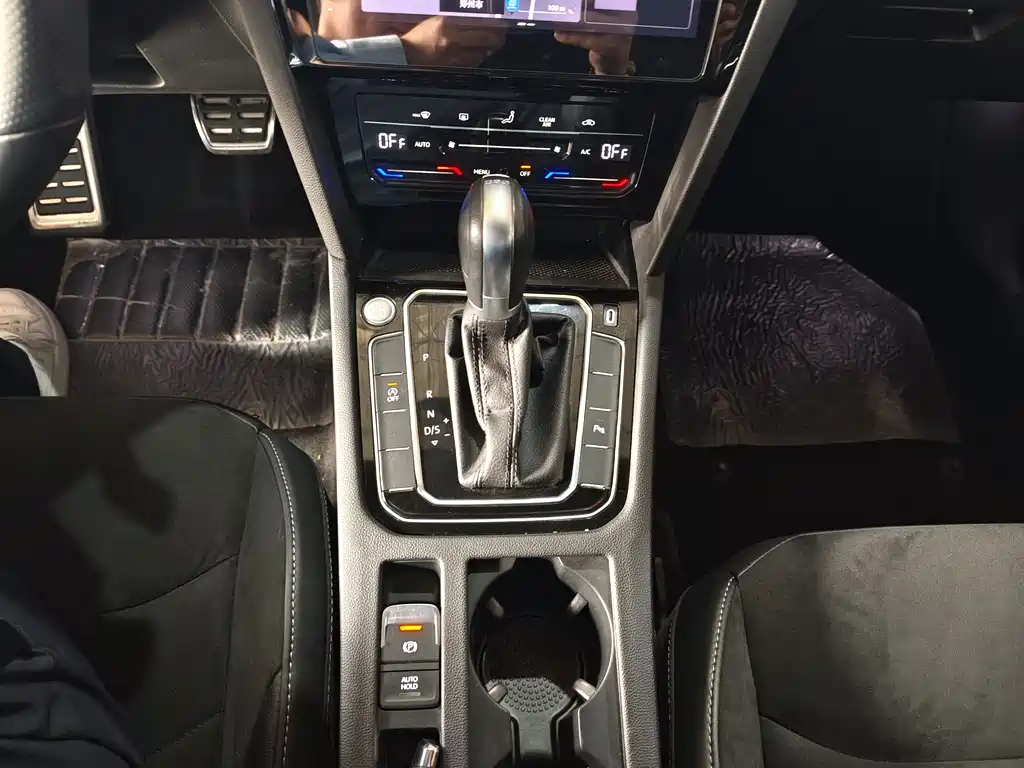 Volkswagen FAW - Passat CC CC 2023 330TSI