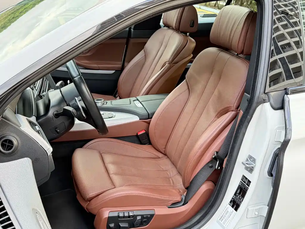 BMW 6 Series — миниатюра 12