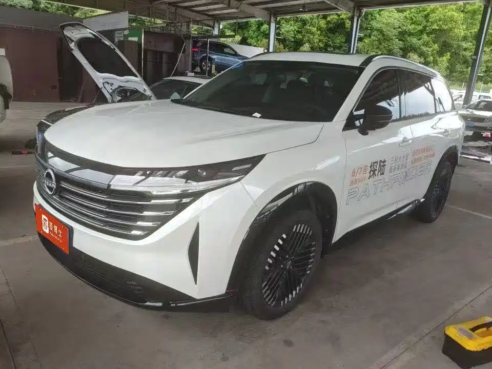Nissan Teramont
