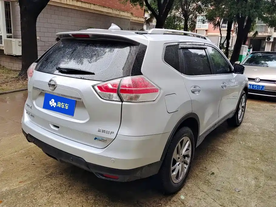 Nissan X-Trail — миниатюра 3