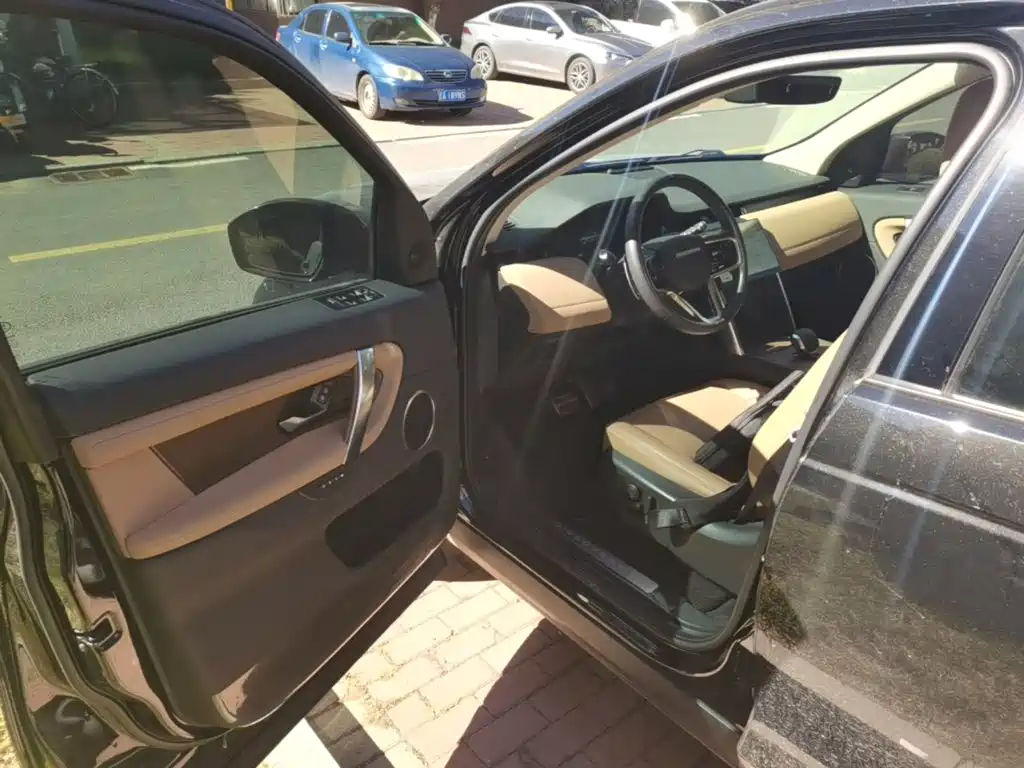Land Rover Discovery Sport — миниатюра 16