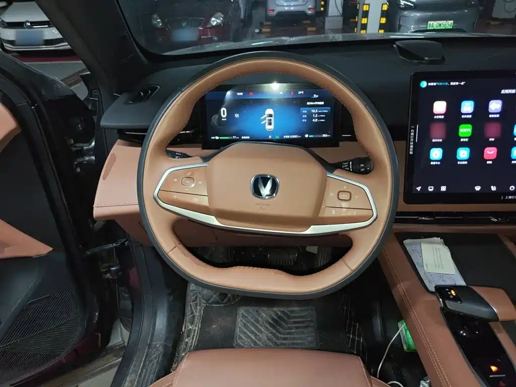 Changan UNI-Z New Energy — миниатюра 6