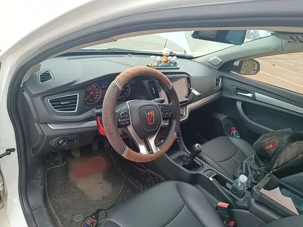 Roewe 360 — миниатюра 10