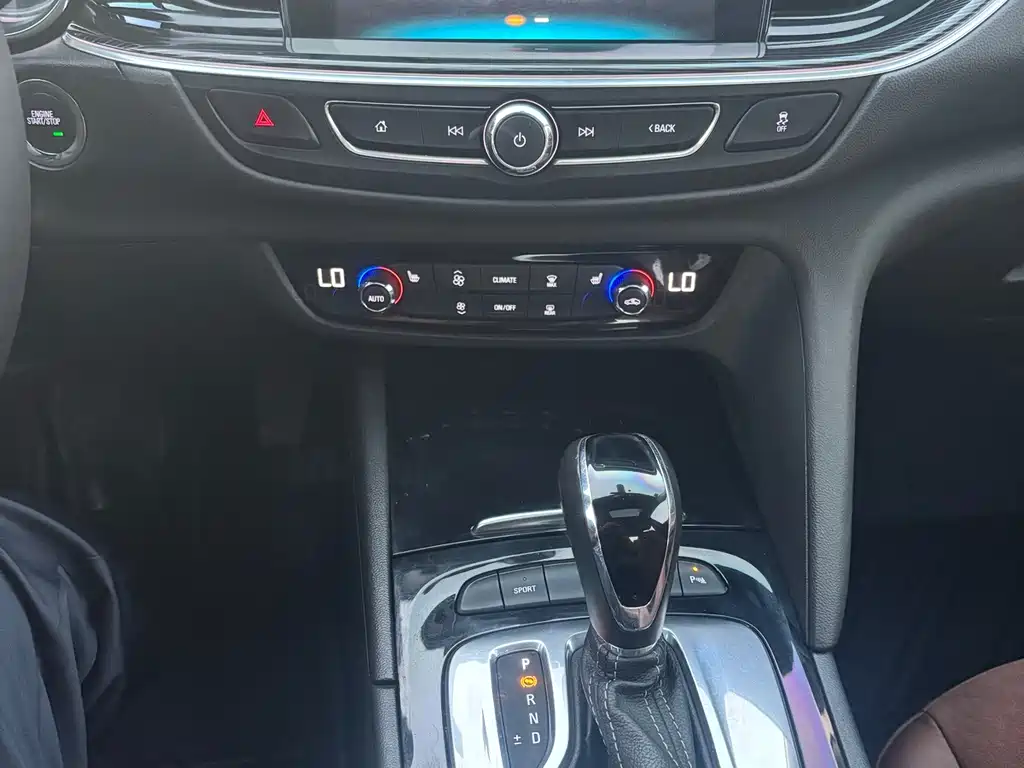 Buick Regal — миниатюра 14