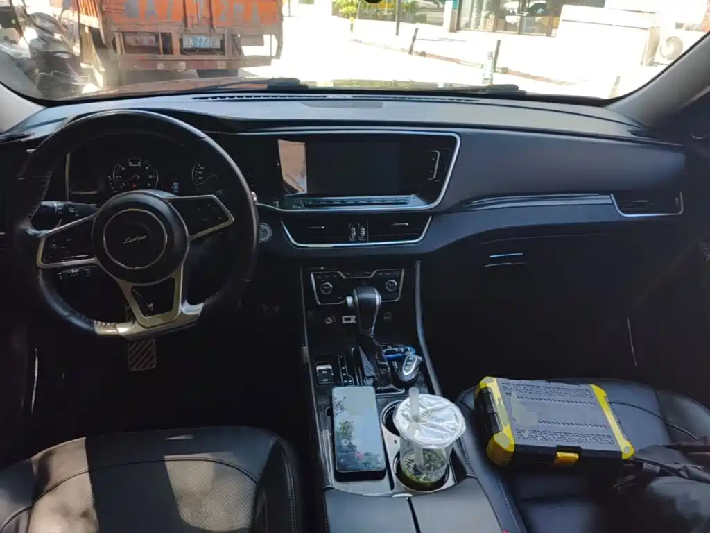 Zotye T600 Coupe — миниатюра 10