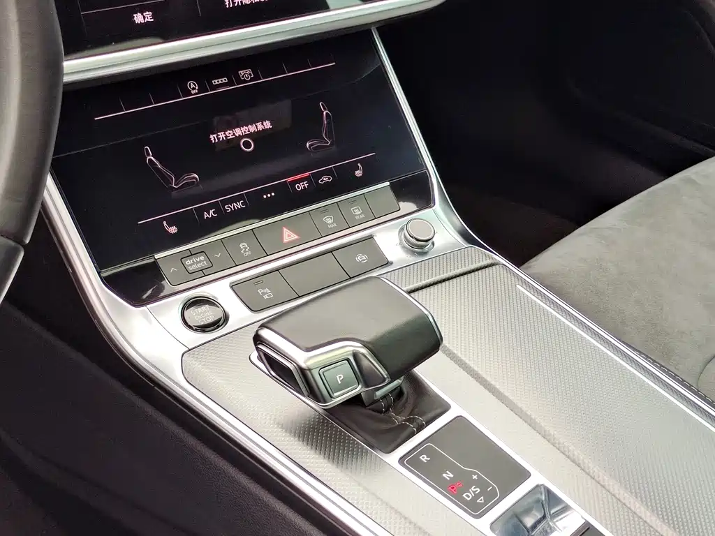 Audi A6L — миниатюра 9