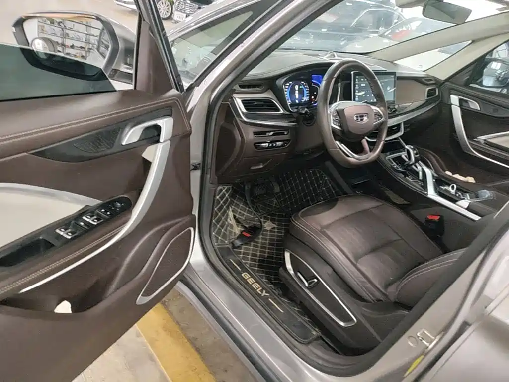 Geely Jia Ji — миниатюра 16