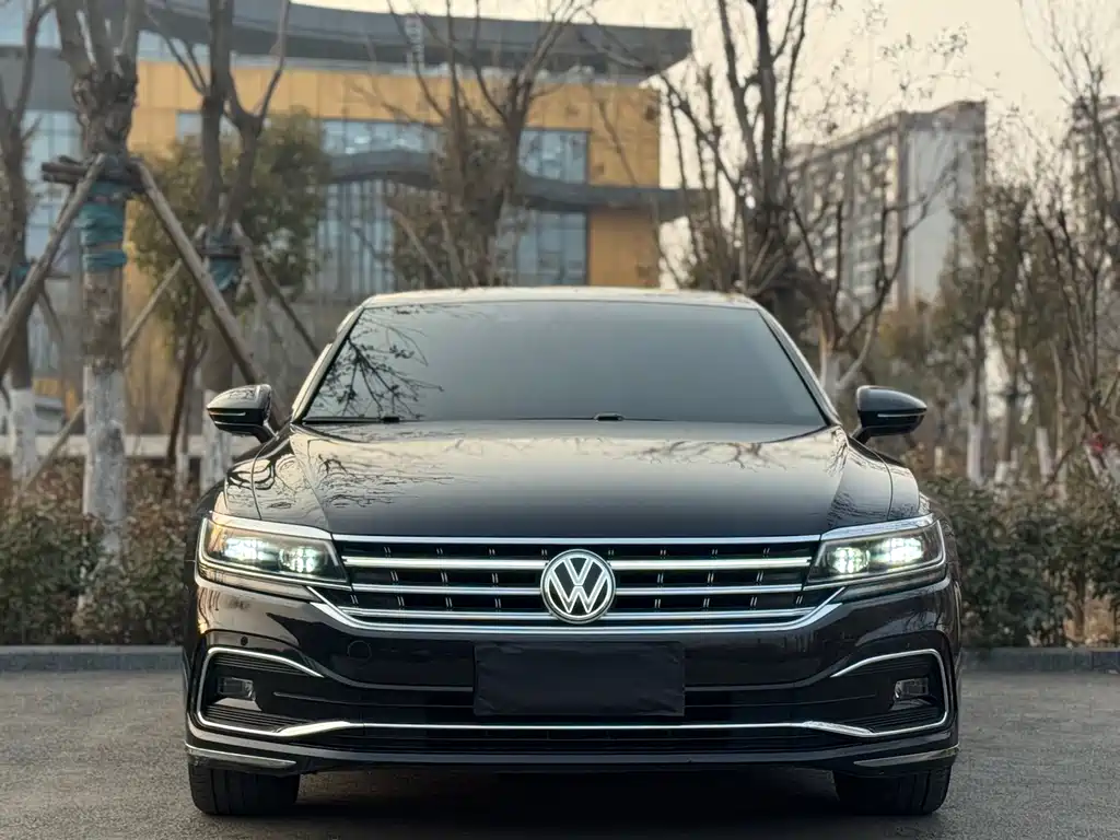VOLKSWAGEN HUIANG