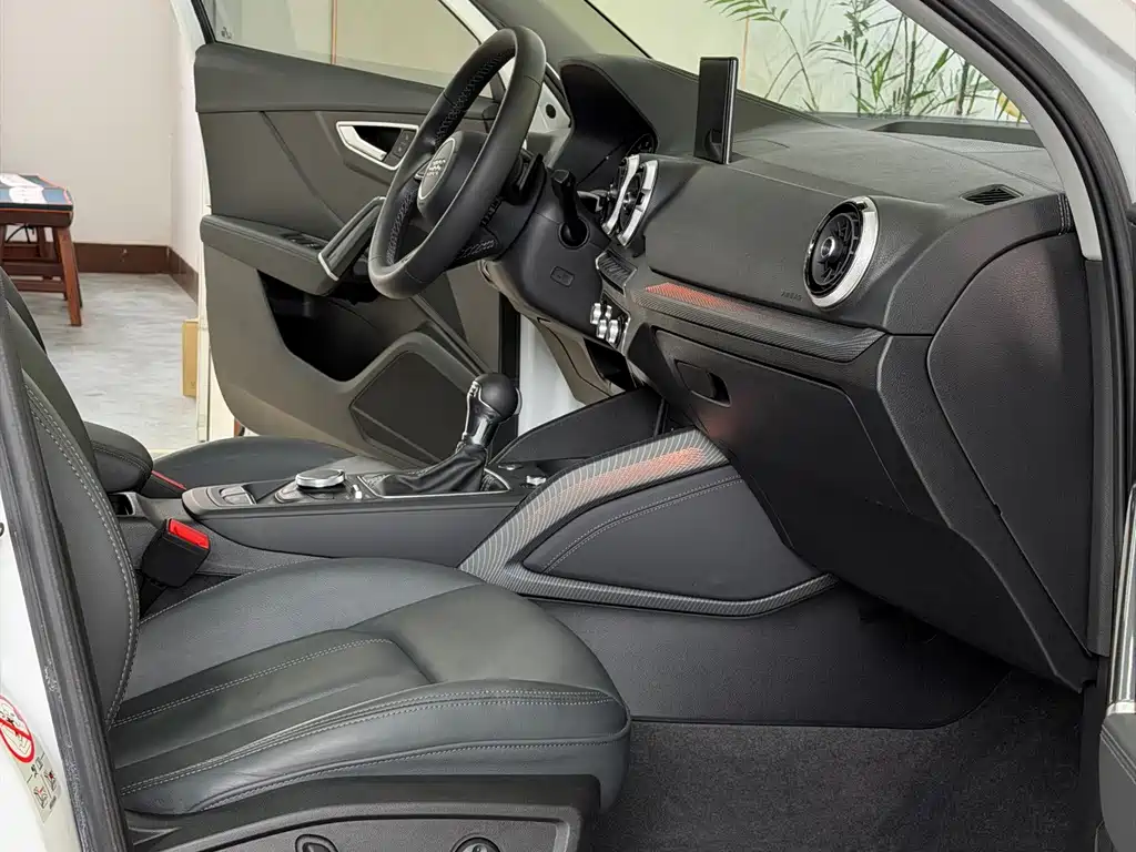 Audi Q2L — миниатюра 14