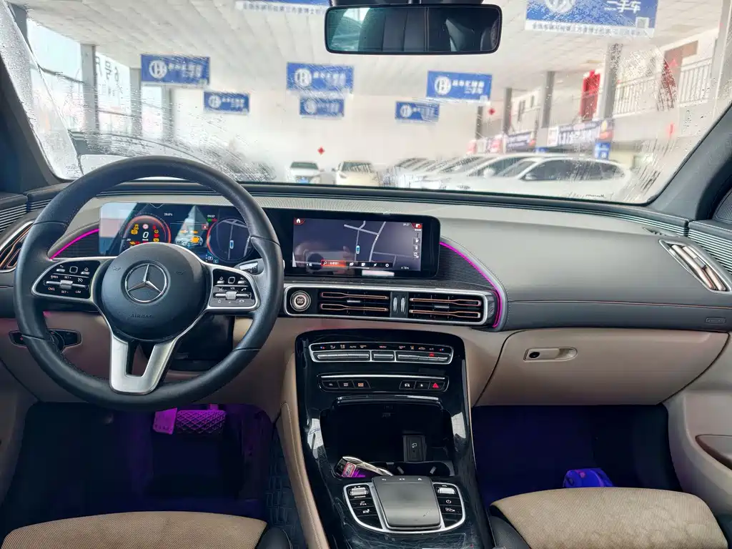 Mercedes-Benz EQC — миниатюра 3