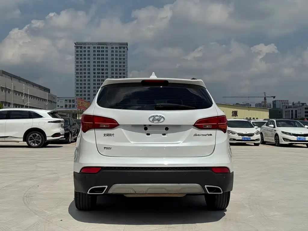Hyundai Santa Fe — миниатюра 6