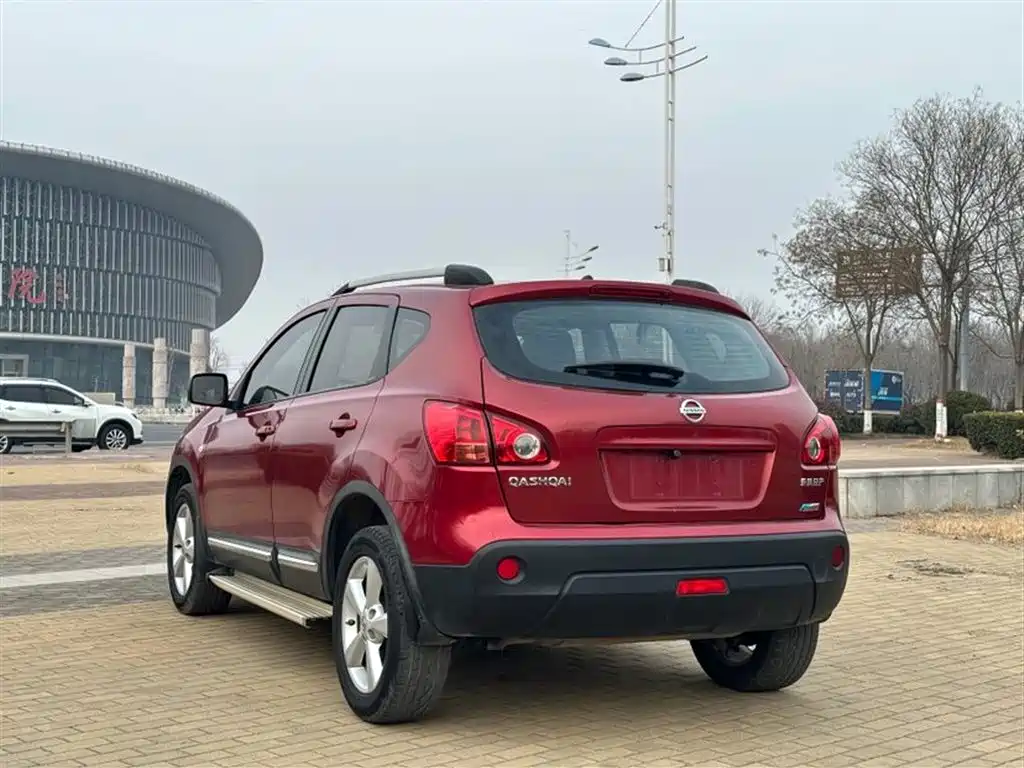 Nissan Qashqai 2015 2.0XL CVT 2WD