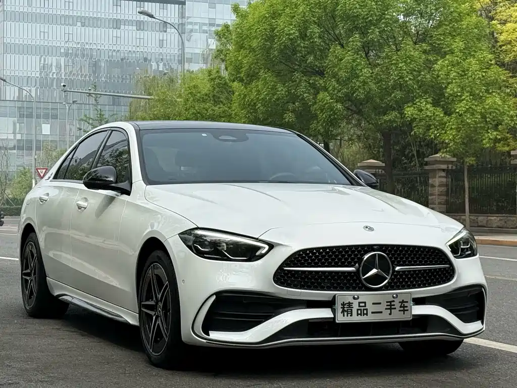 Mercedes-Benz C-Class — миниатюра 3