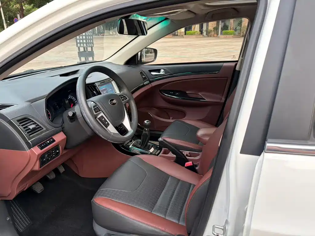 BYD Surui — миниатюра 8
