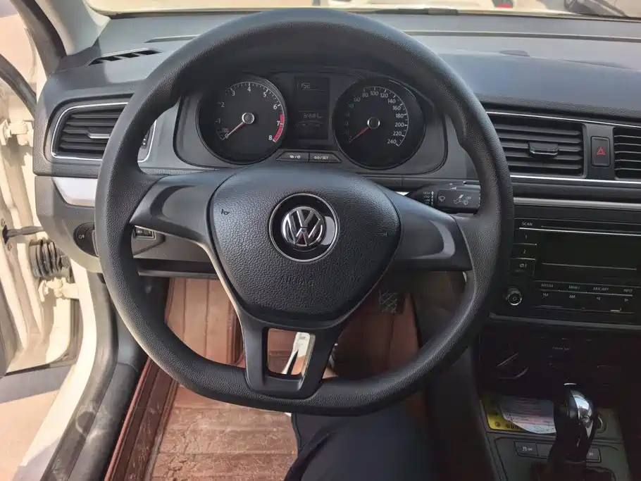 Volkswagen Lavida — миниатюра 14