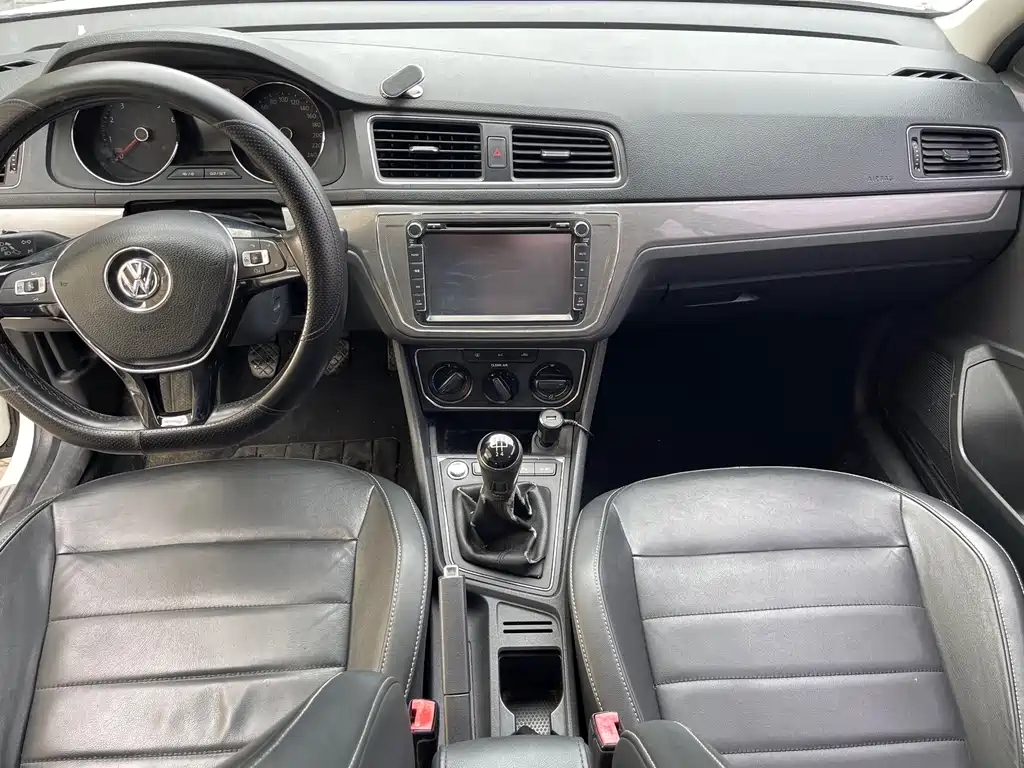 Volkswagen Lavida — миниатюра 11