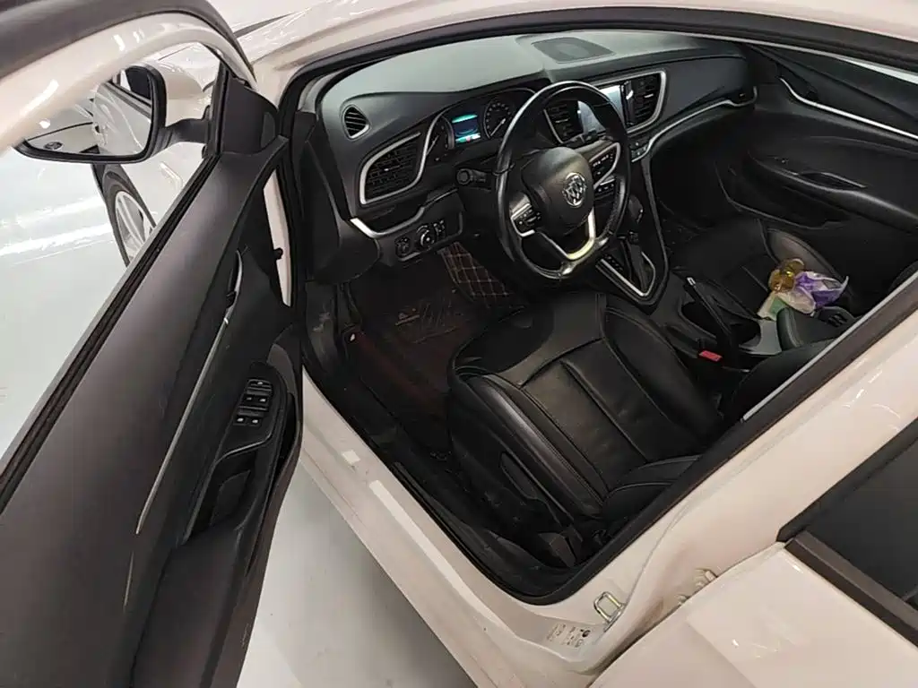 Buick Excelle — миниатюра 16