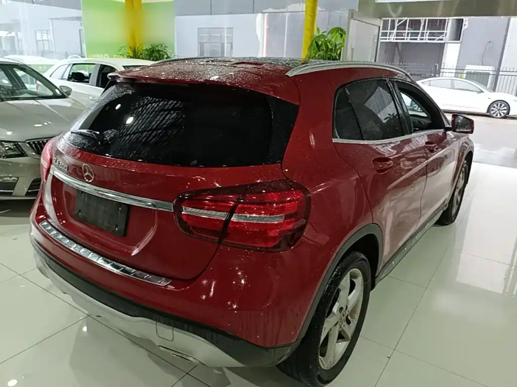 Mercedes-Benz GLA — миниатюра 7