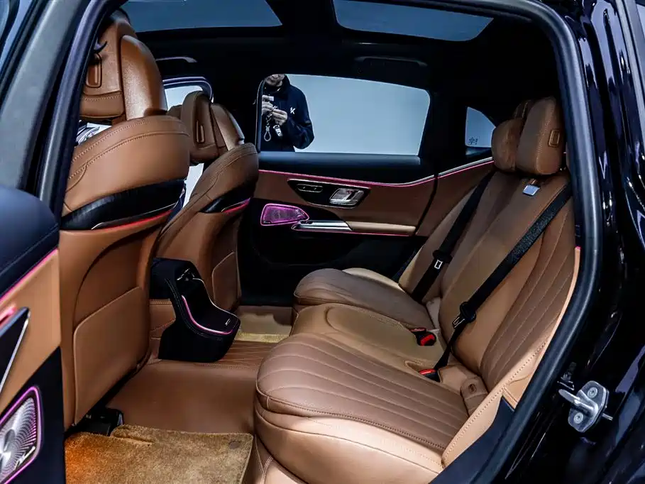 Mercedes-Benz E-Class E 2026 E 300 L Fashion