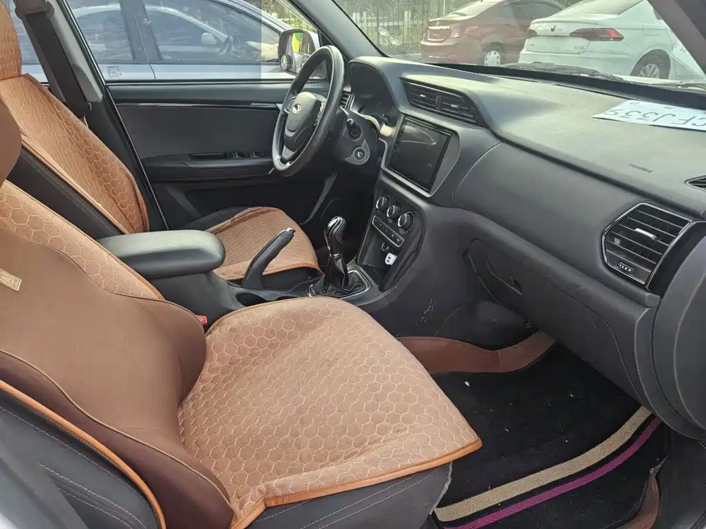 Chery Tiggo 3 — миниатюра 8