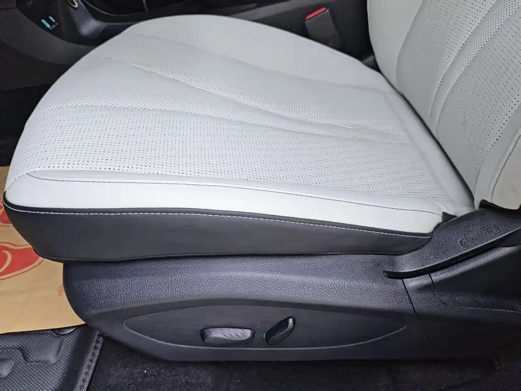 BYD Seal 05 DM-i — миниатюра 7
