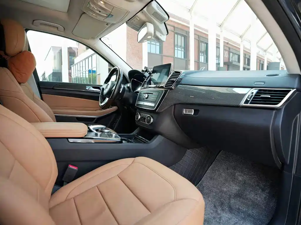 Mercedes-Benz GLS — миниатюра 5