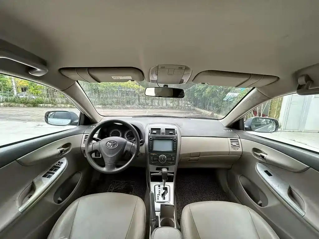 Toyota Corolla — миниатюра 6