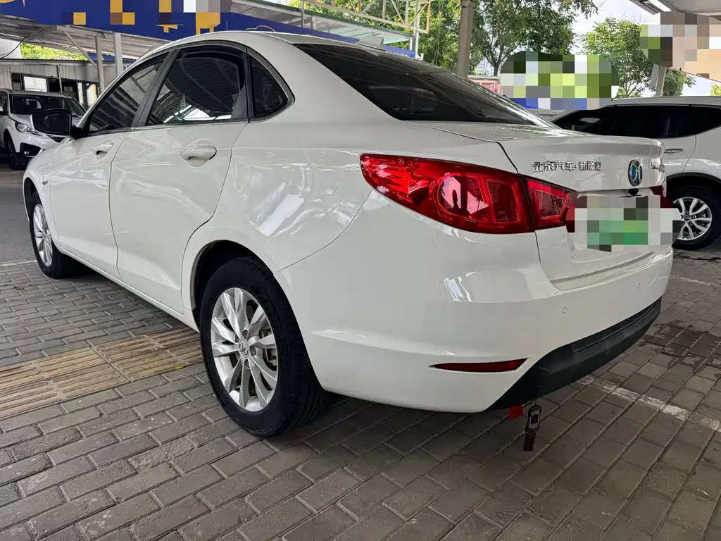 BAIC New Energy EU — миниатюра 12