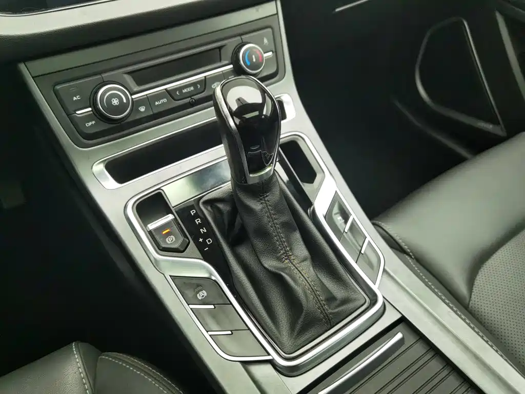 Geely Emgrand — миниатюра 13