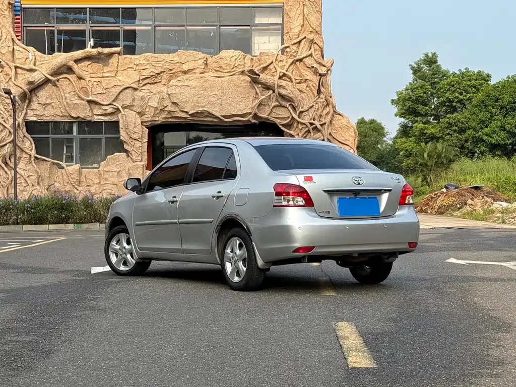 Toyota Vios — миниатюра 3