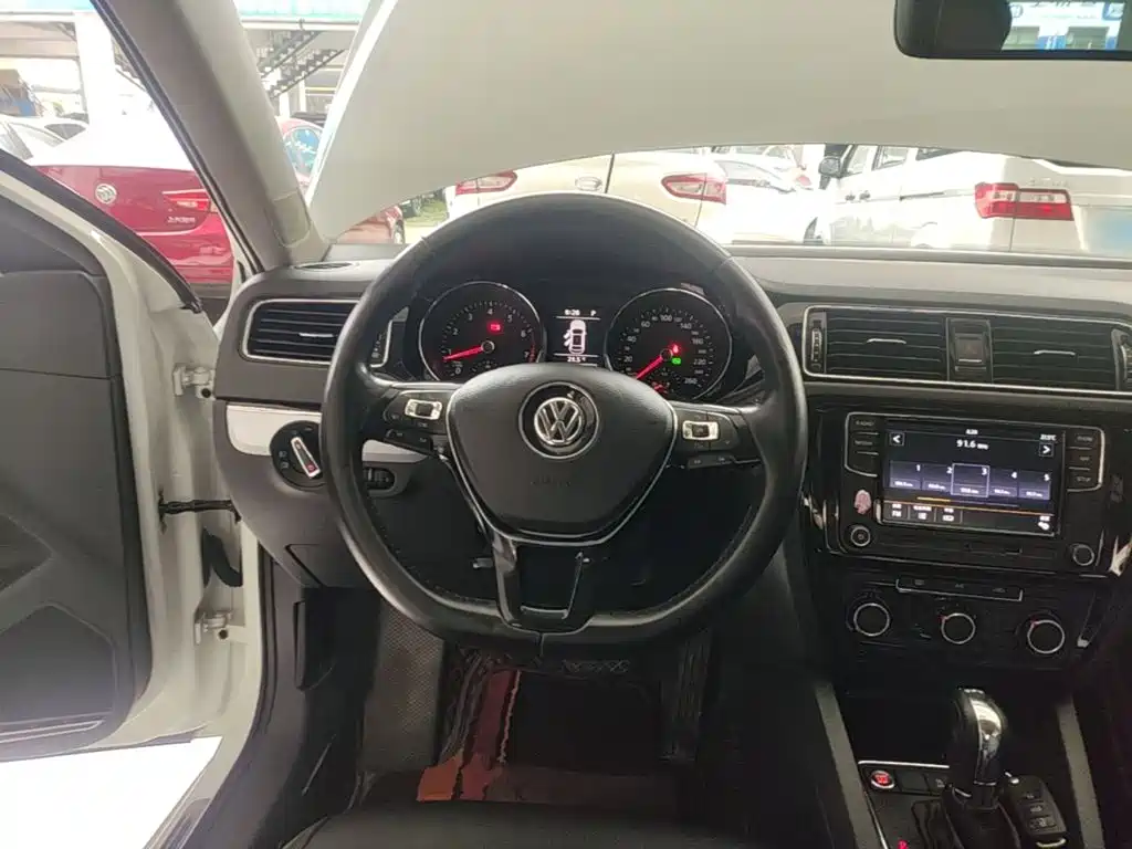 Volkswagen Sagitar — миниатюра 11