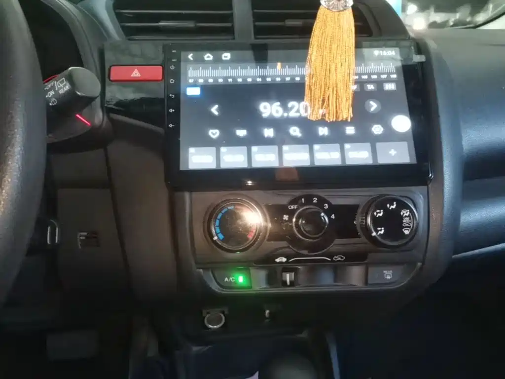 Honda Fit — миниатюра 13
