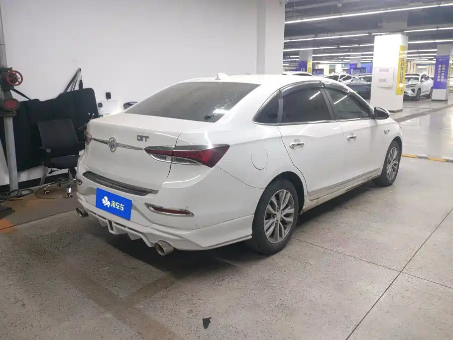 Buick Excelle — миниатюра 3
